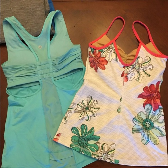 Lululemon tank Bundle of 3 ( light blue is sold ) - Picture 4 of 4